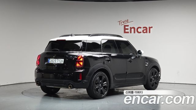 Mini Countryman 2023 — photo 2