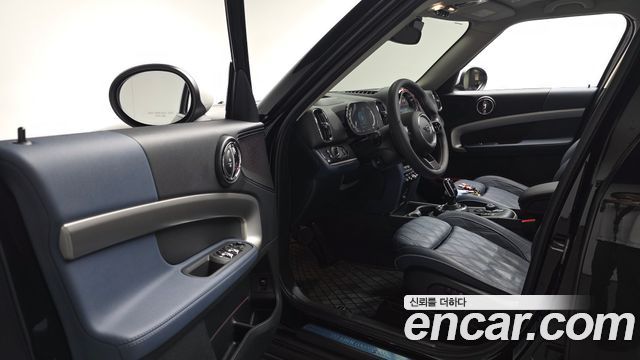Mini Countryman 2023 — photo 13