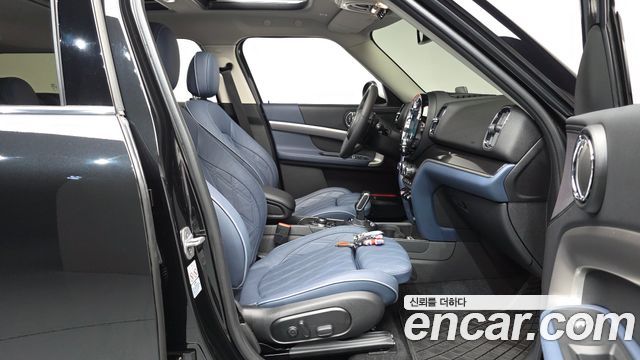 Mini Countryman 2023 — photo 16