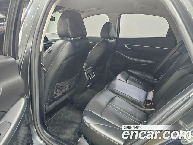 Hyundai Sonata 2021 — photo 9