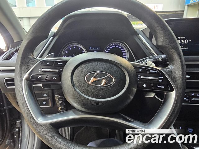 Hyundai Sonata 2021 — photo 11