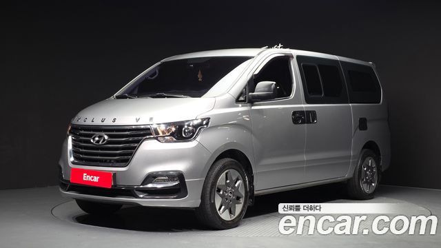 Hyundai Starex 2019 — photo 1