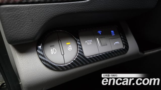 Hyundai Starex 2019 — photo 18
