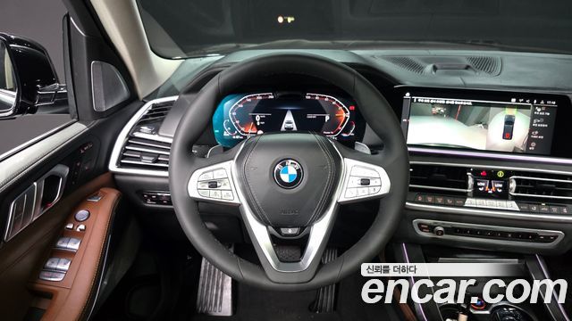 BMW X7 2021 — photo 13