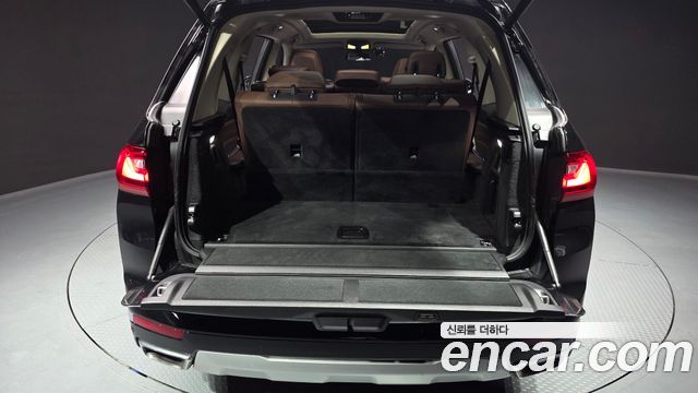 BMW X7 2021 — photo 20