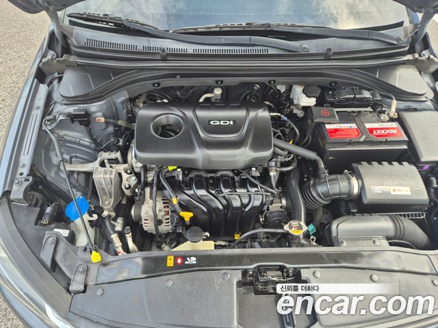 Hyundai AVANTE 2017 — photo 5