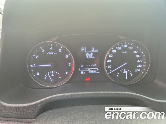 Hyundai AVANTE 2017 — photo 8