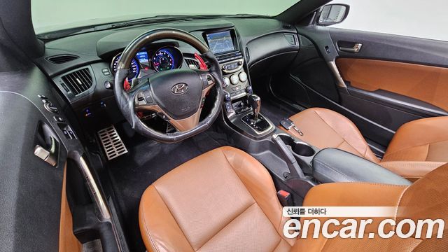 Hyundai Genesis 2013 — photo 16