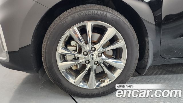 Kia Canival 2020 — photo 5