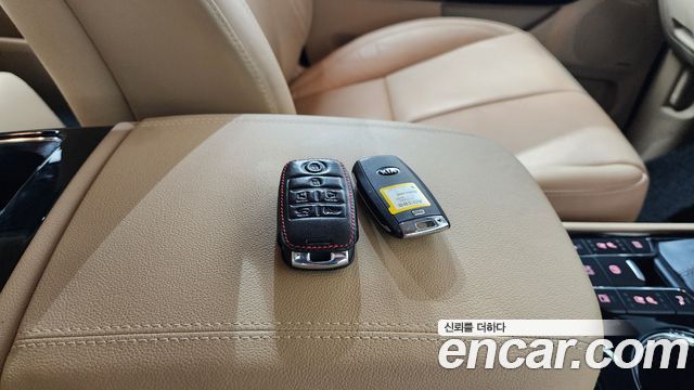 Kia Canival 2020 — photo 22