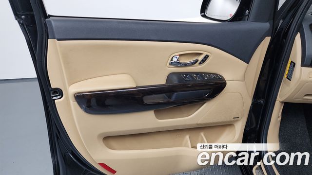 Kia Canival 2020 — photo 14