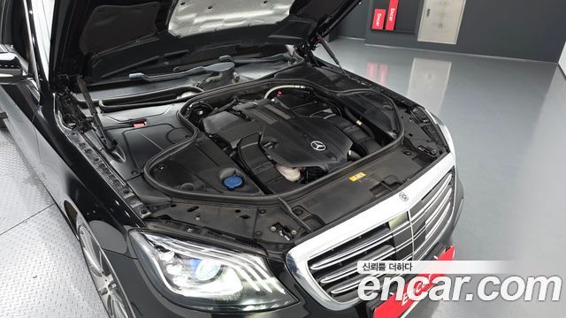 Mercedes-Benz S-Class 2018 — photo 6