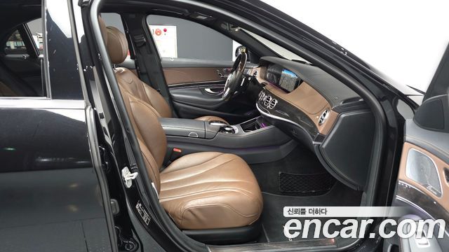 Mercedes-Benz S-Class 2018 — photo 11