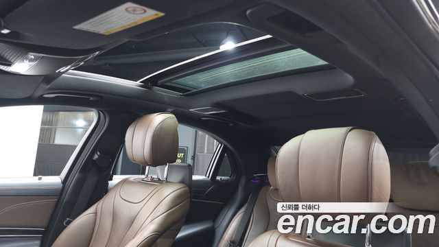 Mercedes-Benz S-Class 2018 — photo 18