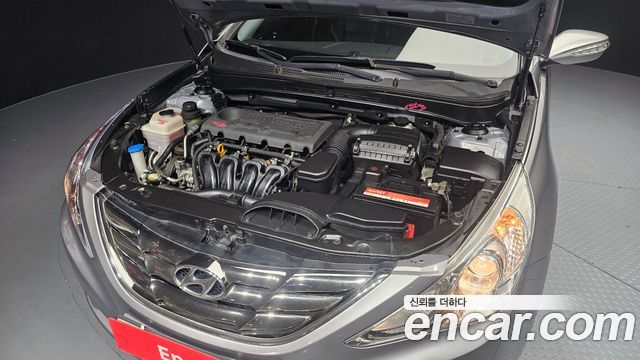Hyundai Sonata 2010 — photo 6