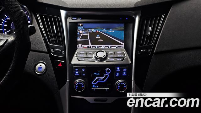 Hyundai Sonata 2010 — photo 14
