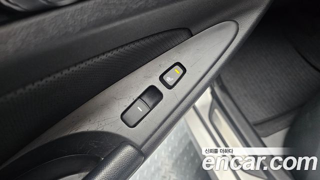 Hyundai Sonata 2010 — photo 19