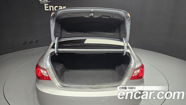 Hyundai Sonata 2010 — photo 20