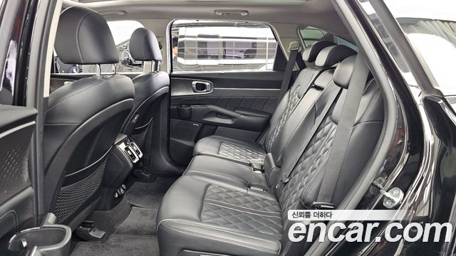 Kia Sorento 2022 — photo 16
