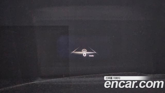 Genesis GV70 2021 — photo 23