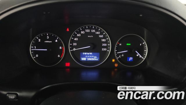 Hyundai Starex 2019 — photo 8