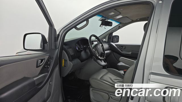 Hyundai Starex 2019 — photo 10