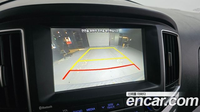 Hyundai Starex 2019 — photo 16