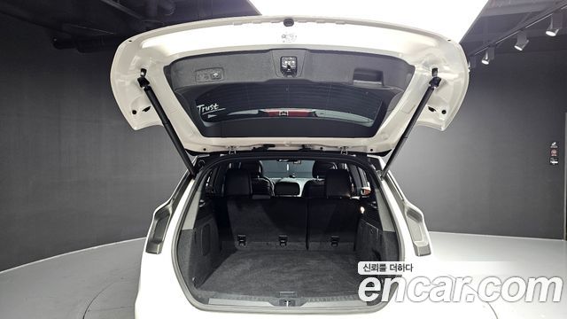 Lincoln MKC 2019 — photo 26