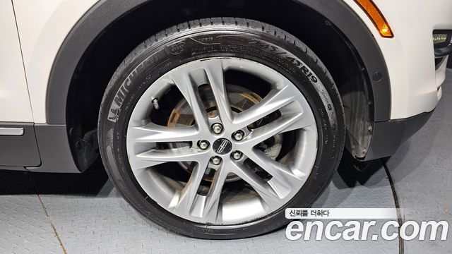 Lincoln MKC 2019 — photo 7