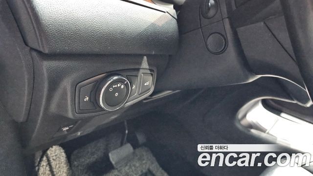 Lincoln MKC 2019 — photo 28