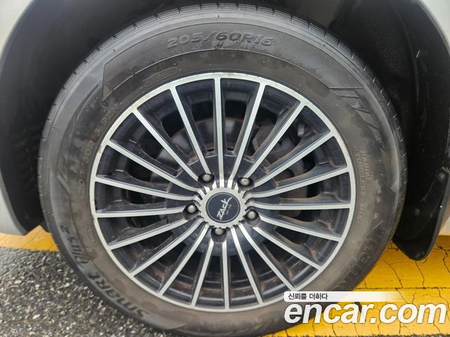 Kia LOTZE 2010 — photo 7