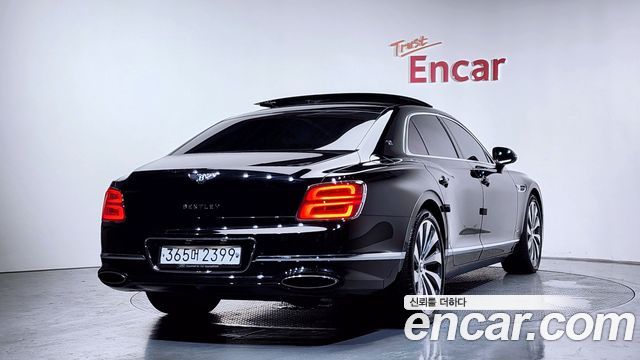Bentley Flying Spur 2020 — photo 2