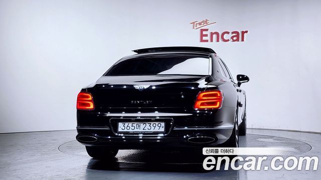 Bentley Flying Spur 2020 — photo 4