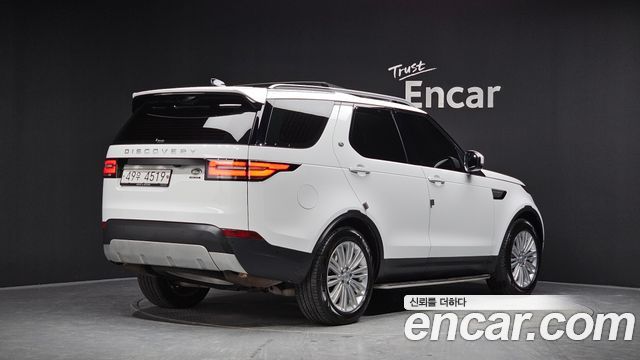 Land Rover Discovery 2019 — photo 2