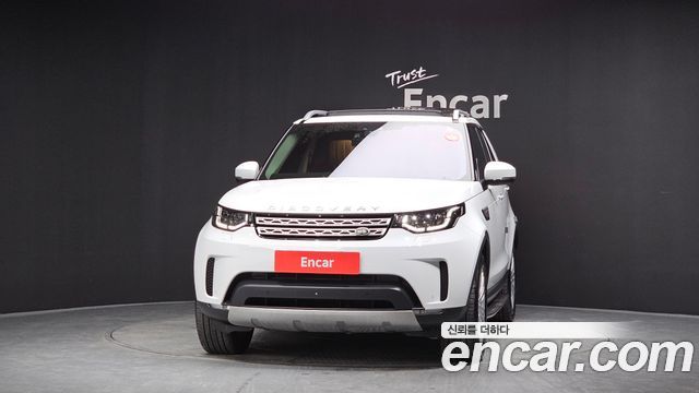 Land Rover Discovery 2019 — photo 3