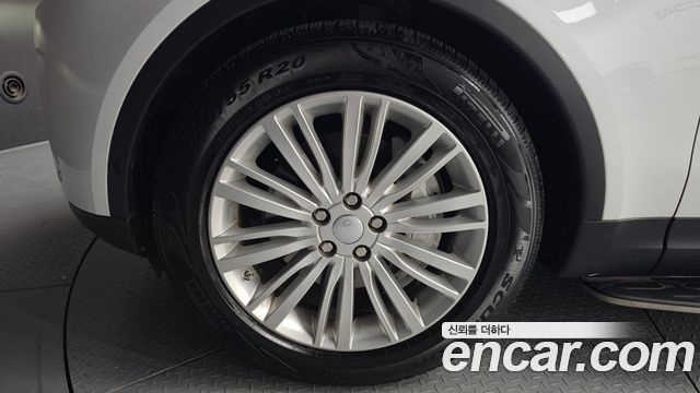 Land Rover Discovery 2019 — photo 5