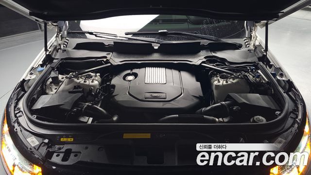 Land Rover Discovery 2019 — photo 6