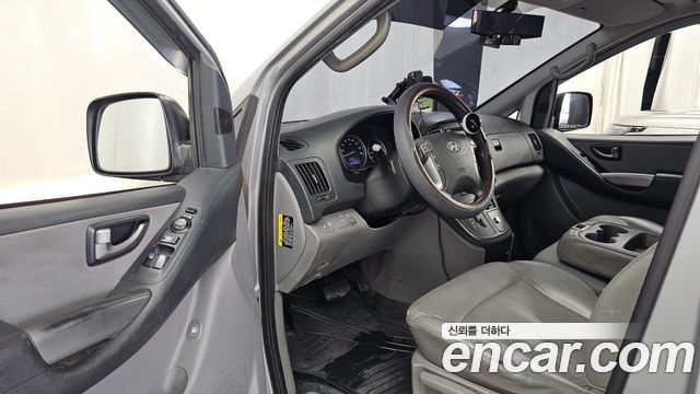Hyundai Starex 2016 — photo 10
