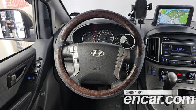 Hyundai Starex 2016 — photo 13