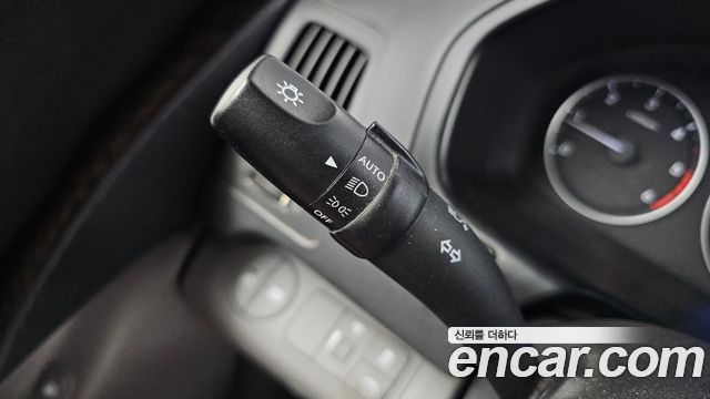 Hyundai Starex 2016 — photo 18