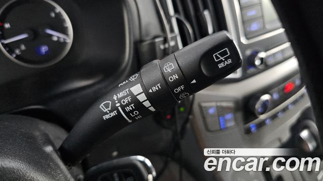 Hyundai Starex 2016 — photo 19