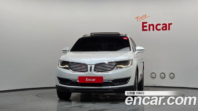 Lincoln MKX 2018 — photo 3