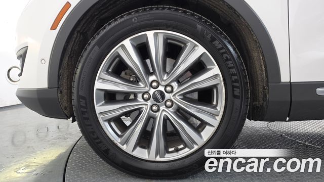 Lincoln MKX 2018 — photo 5