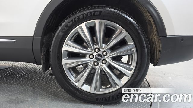 Lincoln MKX 2018 — photo 7