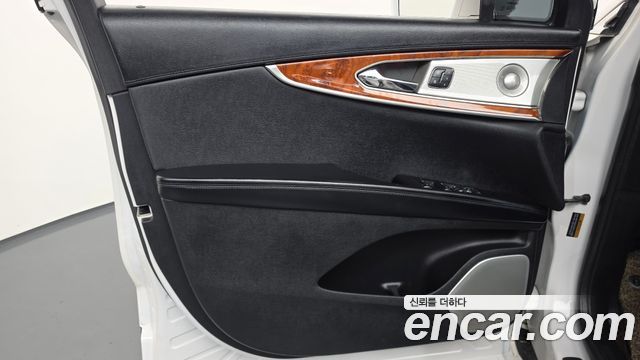 Lincoln MKX 2018 — photo 14
