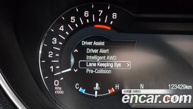 Lincoln MKX 2018 — photo 27