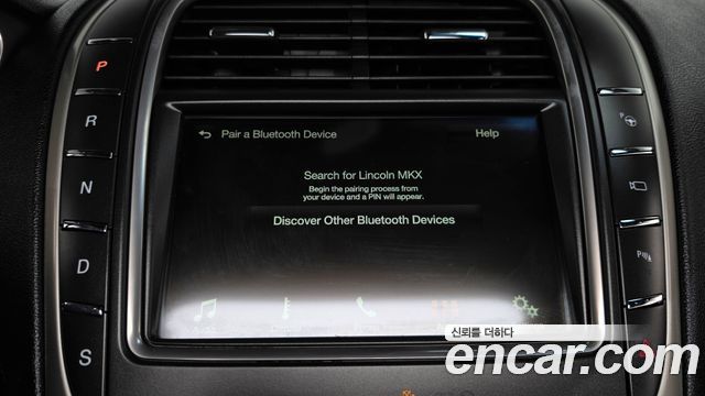 Lincoln MKX 2018 — photo 33