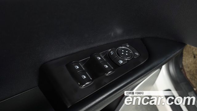 Lincoln MKX 2018 — photo 39
