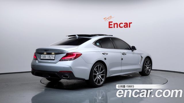 Genesis G70 2018 — photo 2