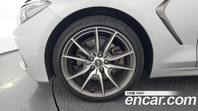 Genesis G70 2018 — photo 5